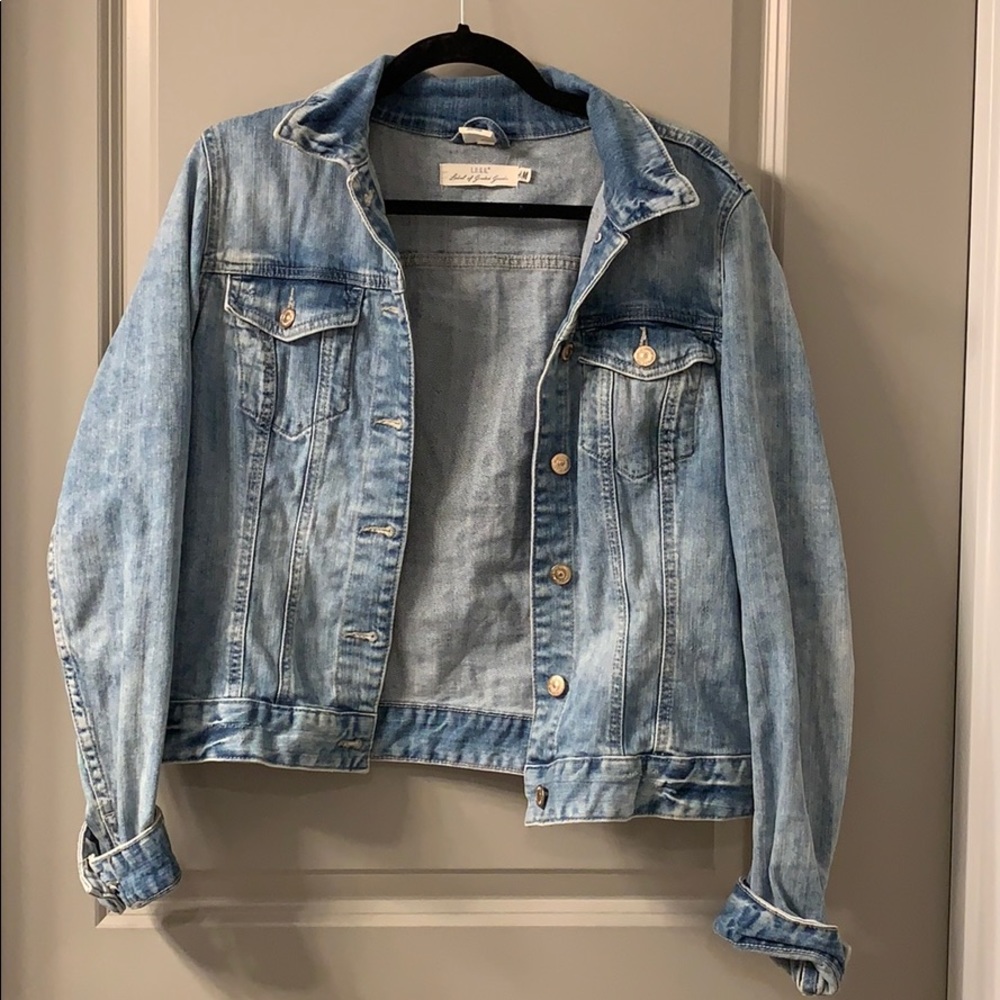 Cropped jean jacket
